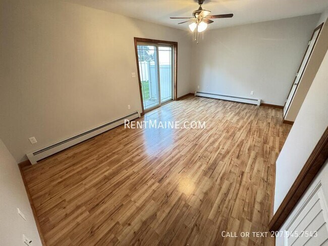 Photo - 208 Western Ave Unidad 6