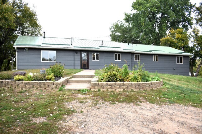 Photo - 710 170th Ave