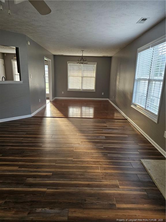 Photo - 190 Huntington Dr