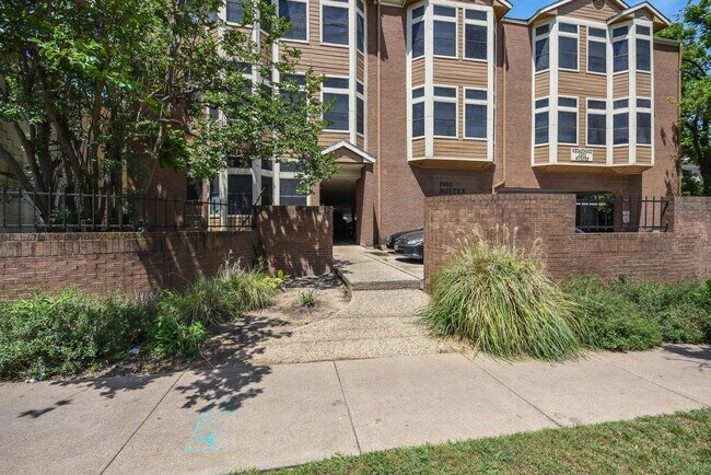 Photo - 2802 Nueces St Unit 312