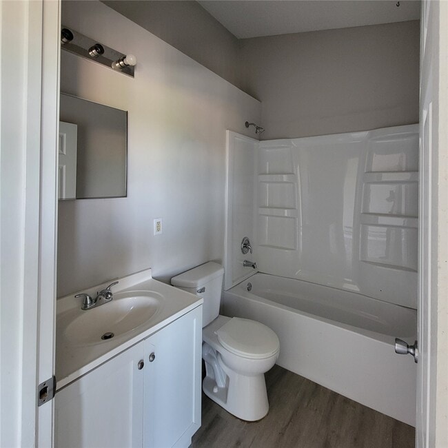 Photo - 1727 Bridleton Woods Dr Unit I