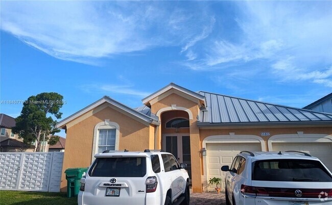 Building Photo - 16402 SW 78th Terrace Rental