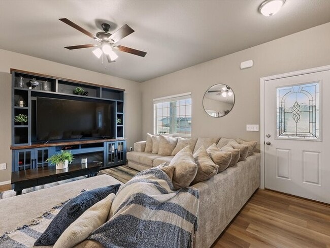 Photo - 5332 Gannet Ln