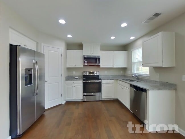 Photo - 2904 Cherry Point Ln