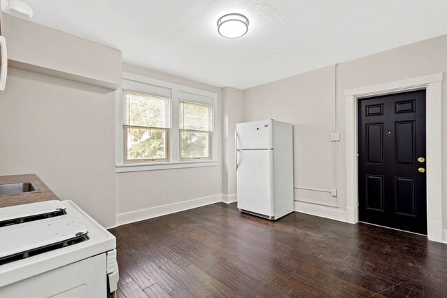 Photo - 644-650 Center Ave. Unit 648 Center Ave  3