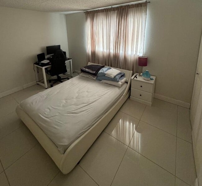 Photo - 6200 NE 22nd Way Unit 307