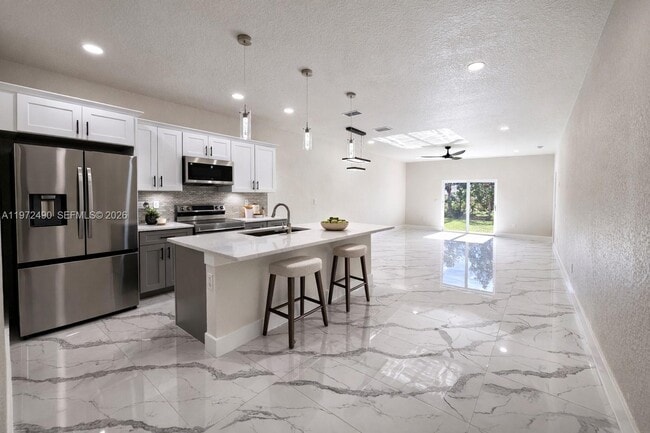 Photo - 2423 Milton Ave S Unit 2423