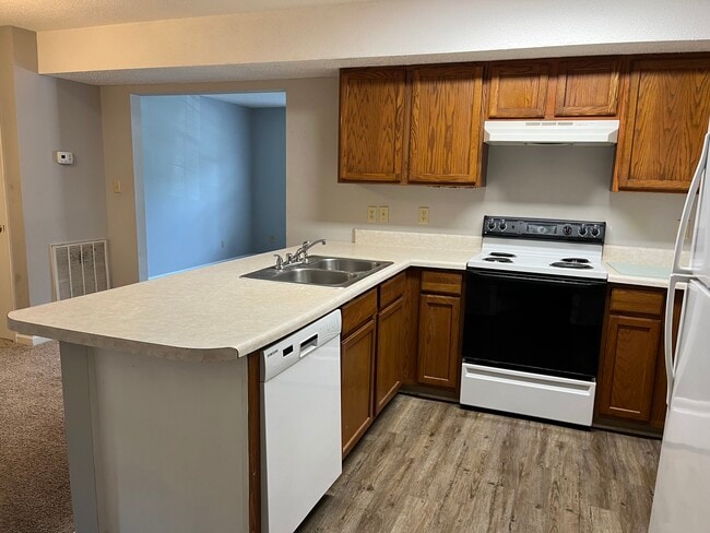 Photo - 2259 Forest Acres Dr Unit 2259