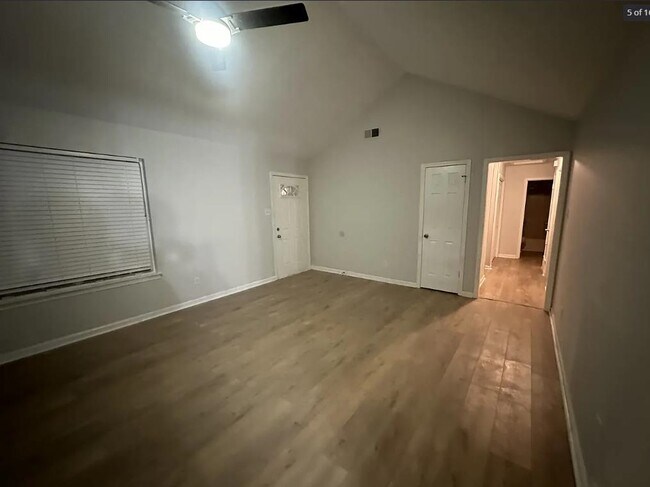 Photo - 4569 Columbia Woods Ln