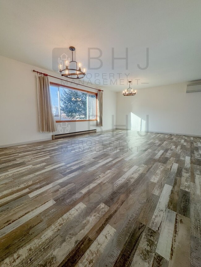 Photo - Newly Updated 4 bed/ 2 bath Single Family Home!