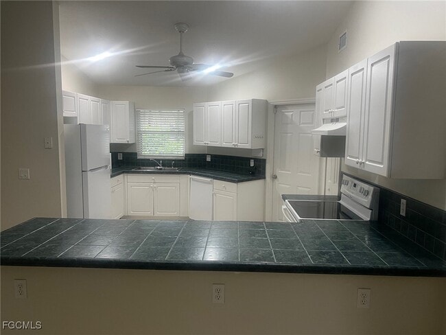 Photo - 4620 SW 7th Pl