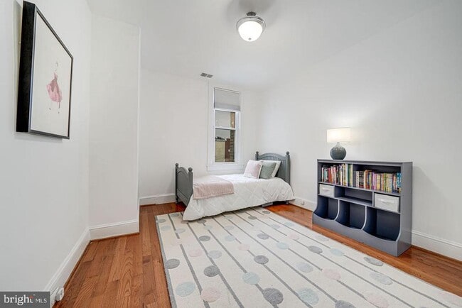 Photo - 4823 9th St NW