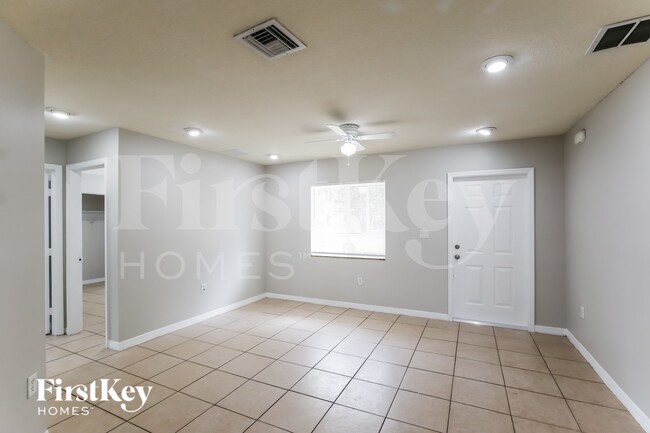 Photo - 21728 Ingraham Ave Rd