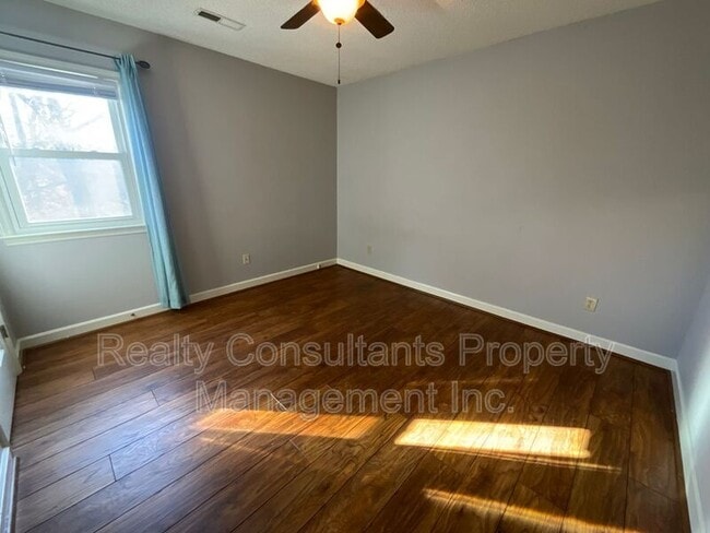 Photo - 5716 Spice Meadow Ln