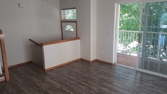 Front door - 13015 NE Prescott Dr