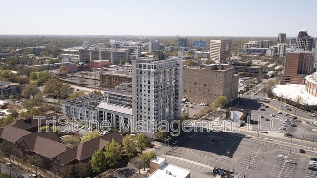 Photo - 525 E 6th St Unit 311