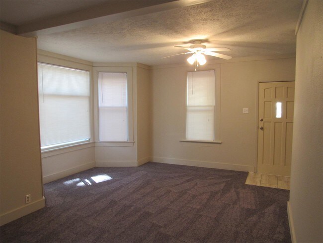 Photo - 421 S Eleventh St