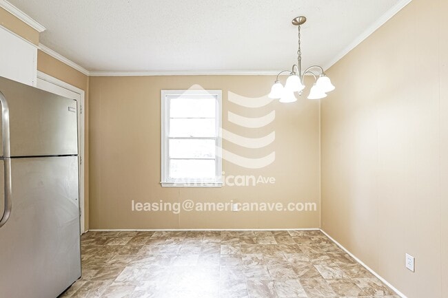 Photo - 144 Charmont Dr