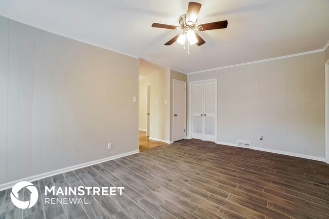 Photo - 1725 Borden Dr