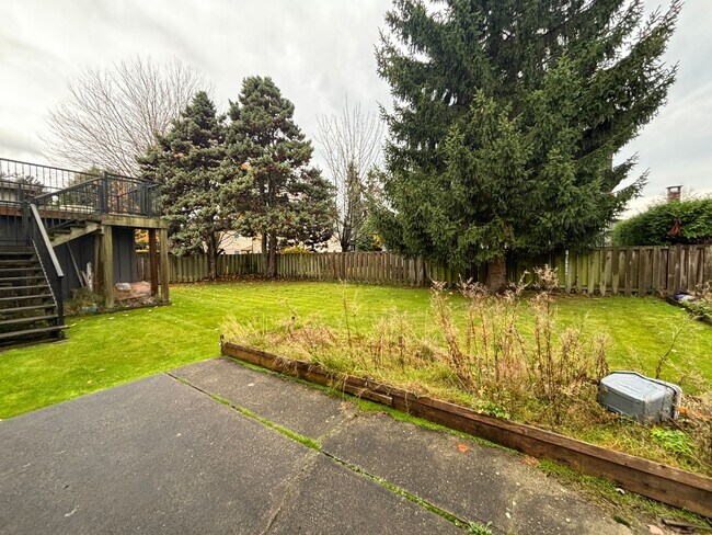 Photo - 10251 Cornerbrook Cres