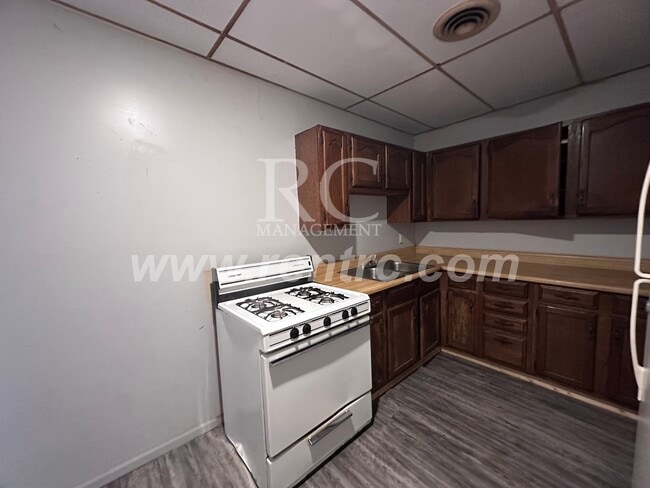 Photo - 425-3B Vermilion-N