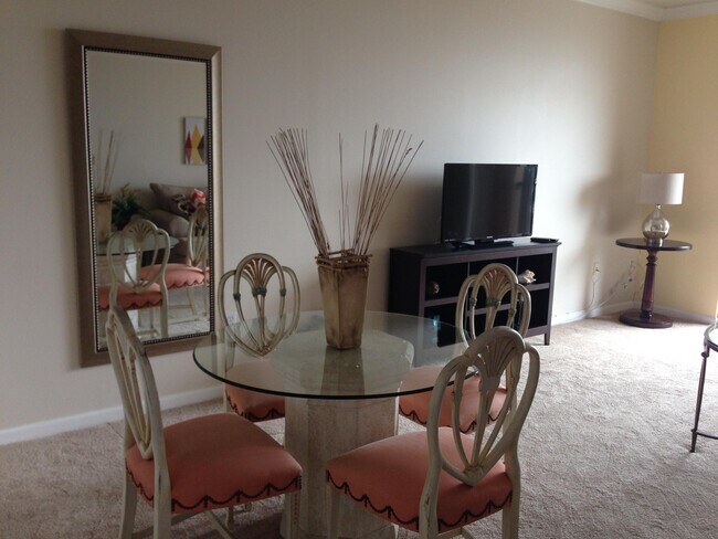 Photo - 651 Okeechobee Blvd Unit 807
