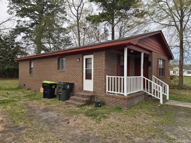 Photo - 301 N Broad St