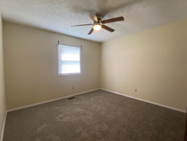 Photo - 1712 Todd Ct Unit B
