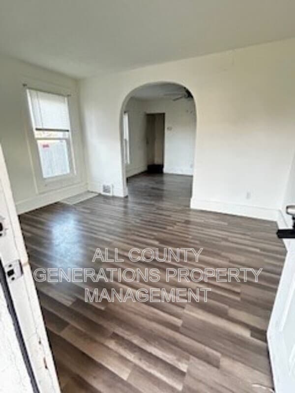 Photo - 1714 E 30th St