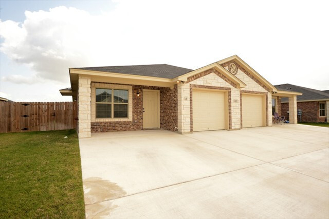 Photo - 1301 Vanguard Ln Apartamento Unidad A