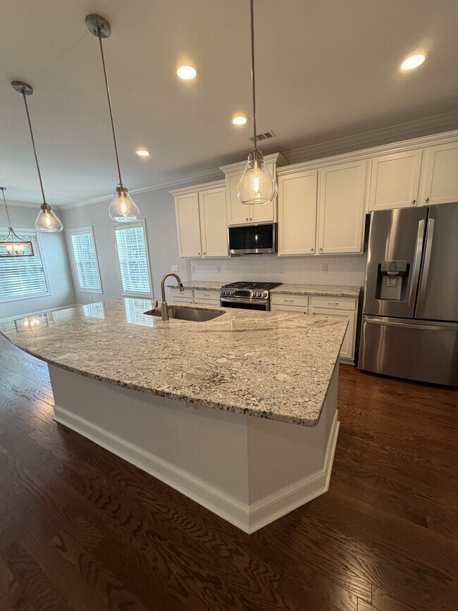 Photo - 168 Martello Rd