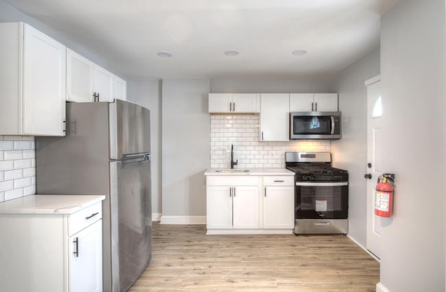 Photo - 1327 Jackson St
