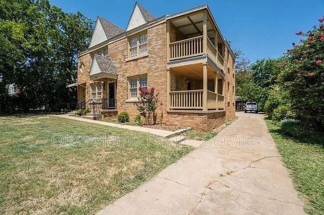 Building Photo - Updated 2 Bed 1 Bath in NW OKC Rental