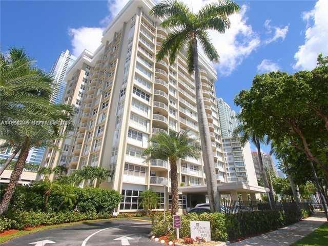 Photo - 1420 Brickell Bay Dr Unit 1506D
