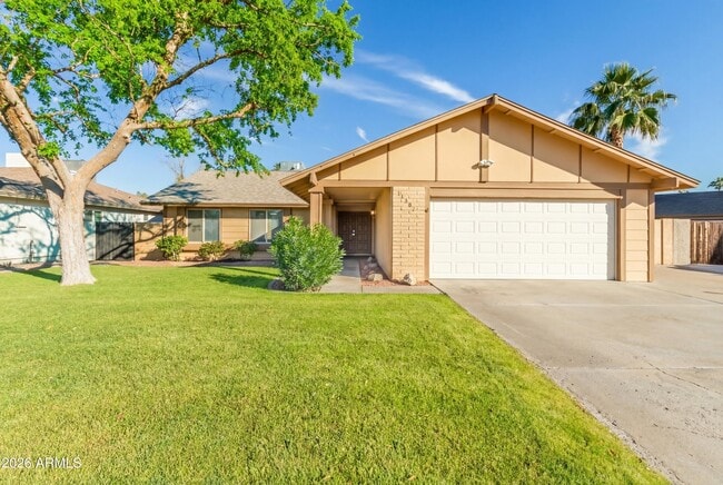 Building Photo - 14237 N 41st Dr