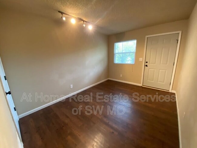 Photo - 1400 S Campbell Ave Unidad Apt #216