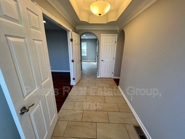 Photo - 731 E 116th St