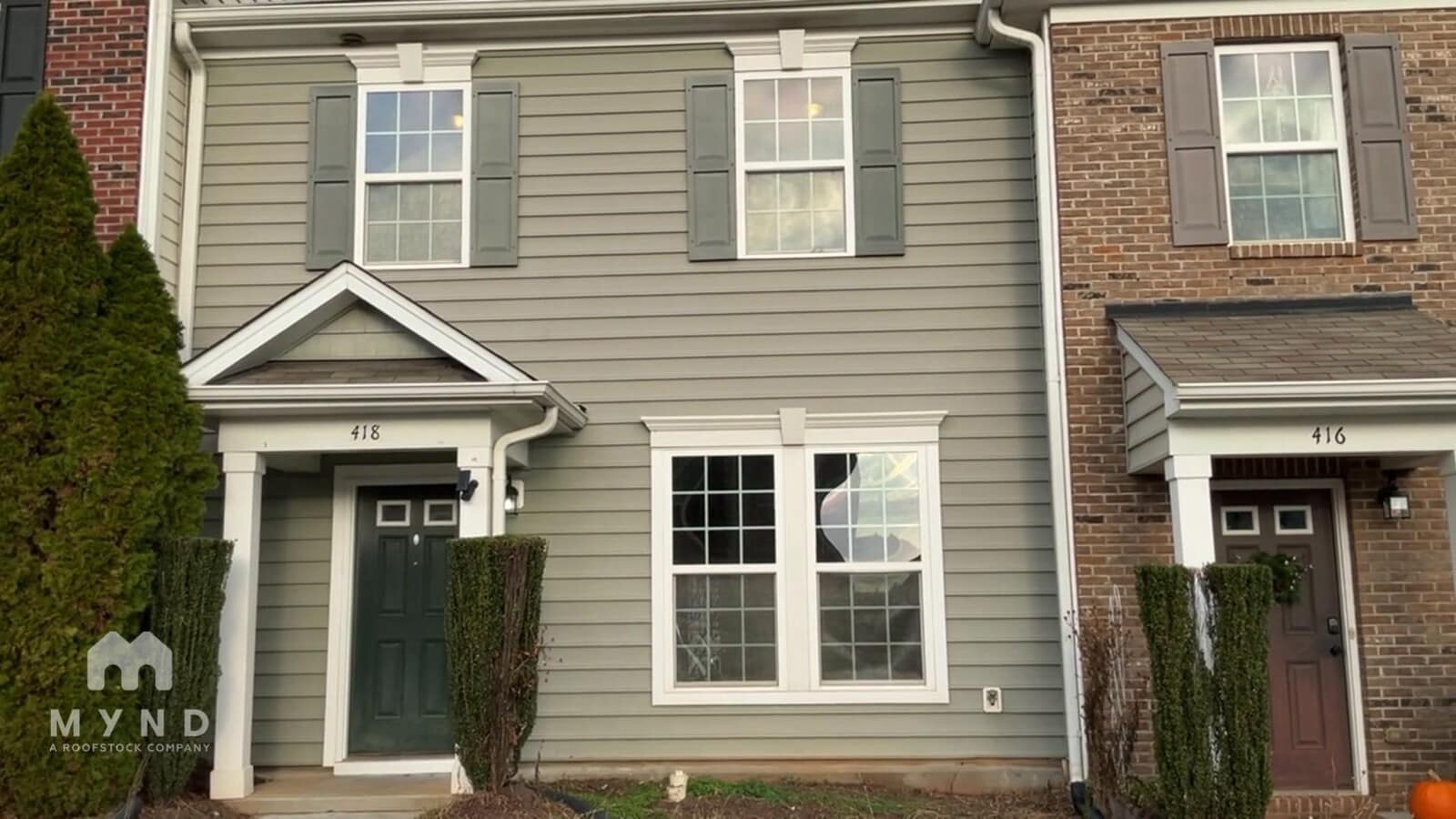 Photo - 418 Provincial St