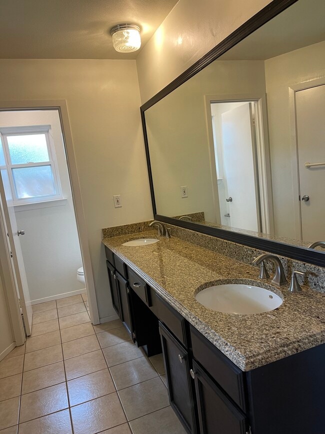 Photo - 3837 Cologne Ln