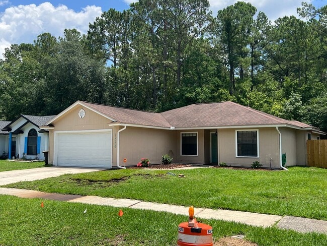 Photo - 3 bedroom 2 bath beauty