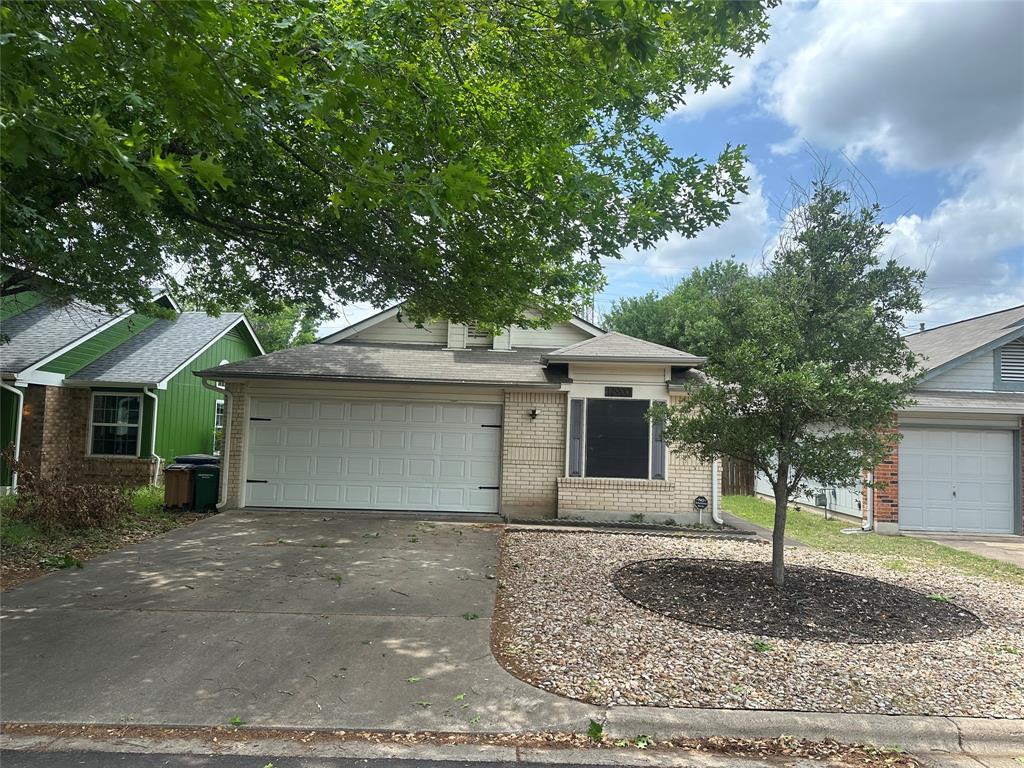 Photo - 12900 Widge Dr House