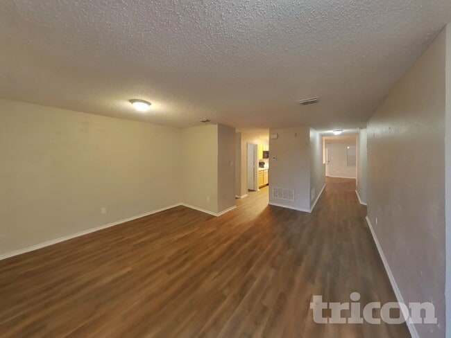 Photo - 2641 Bandera Pl