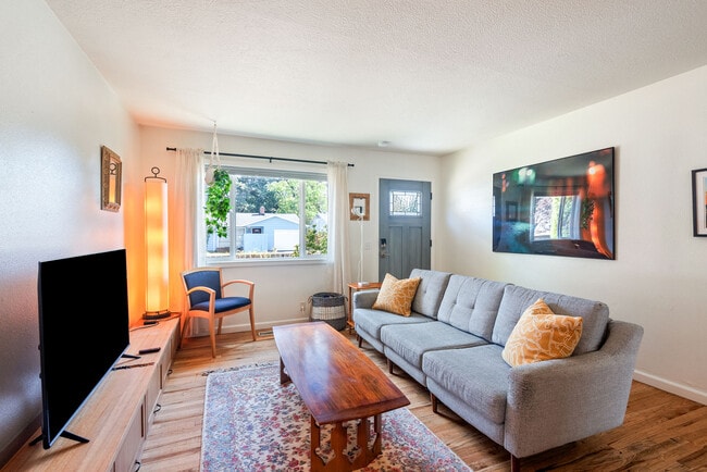 Photo - 7507 SE 69th Ave