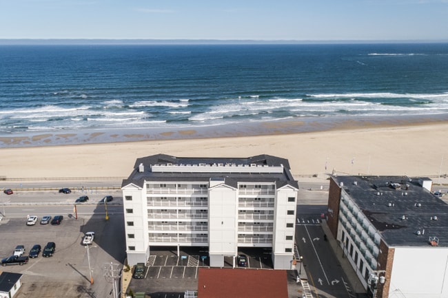 Photo - 315 Ocean Blvd Unidad 403 Rental