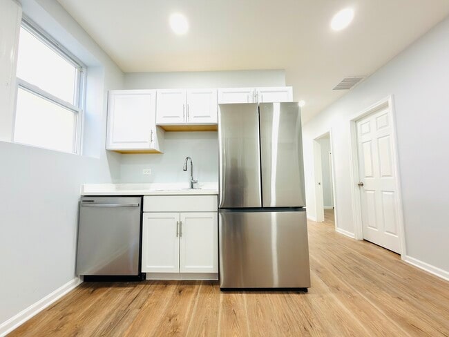 Photo - 2344 W Cortez St