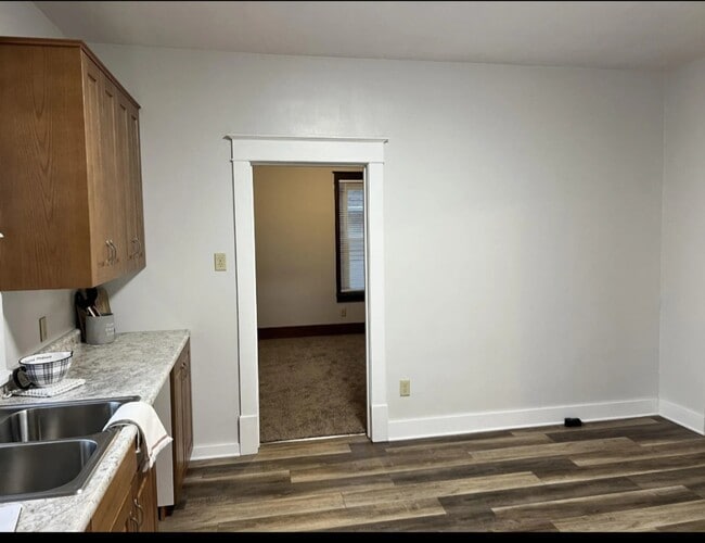 Photo - 812 Logan St