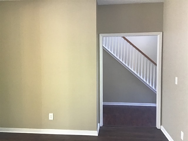 Photo - 1158 Low Water Way