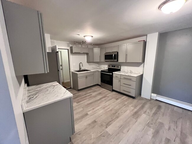 Photo - 147 State St Unit 6