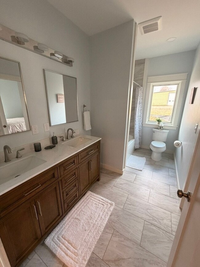 Photo - 28 Dottie Dr Unidad A