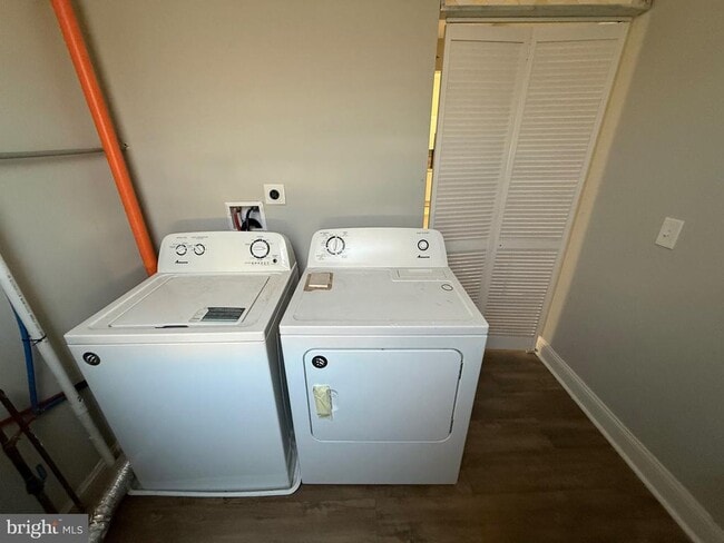 Photo - 4028 W Girard Ave Unidad 2